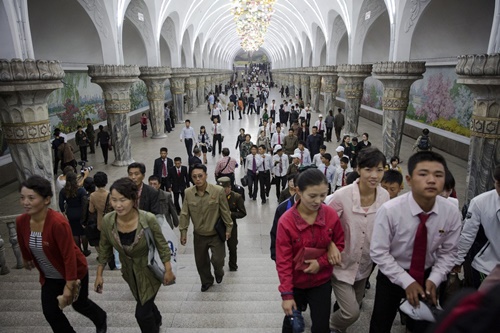 Một trạm tàu điện ngầm tại Triều Tiên. (Ảnh: Business Insider.