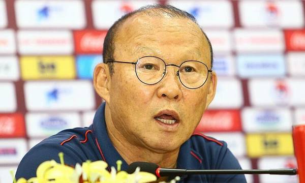 HLV Park: 'UAE sẽ chọn thời điểm để chơi tất tay với Việt Nam'