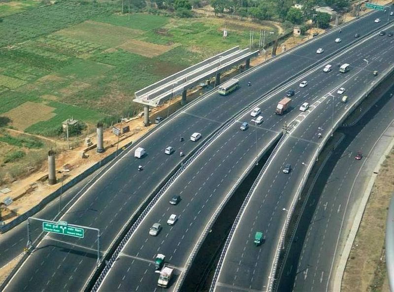 Ấn Độ phát triển đường cao tốc để thúc đẩy tăng trưởng - Ảnh 1.