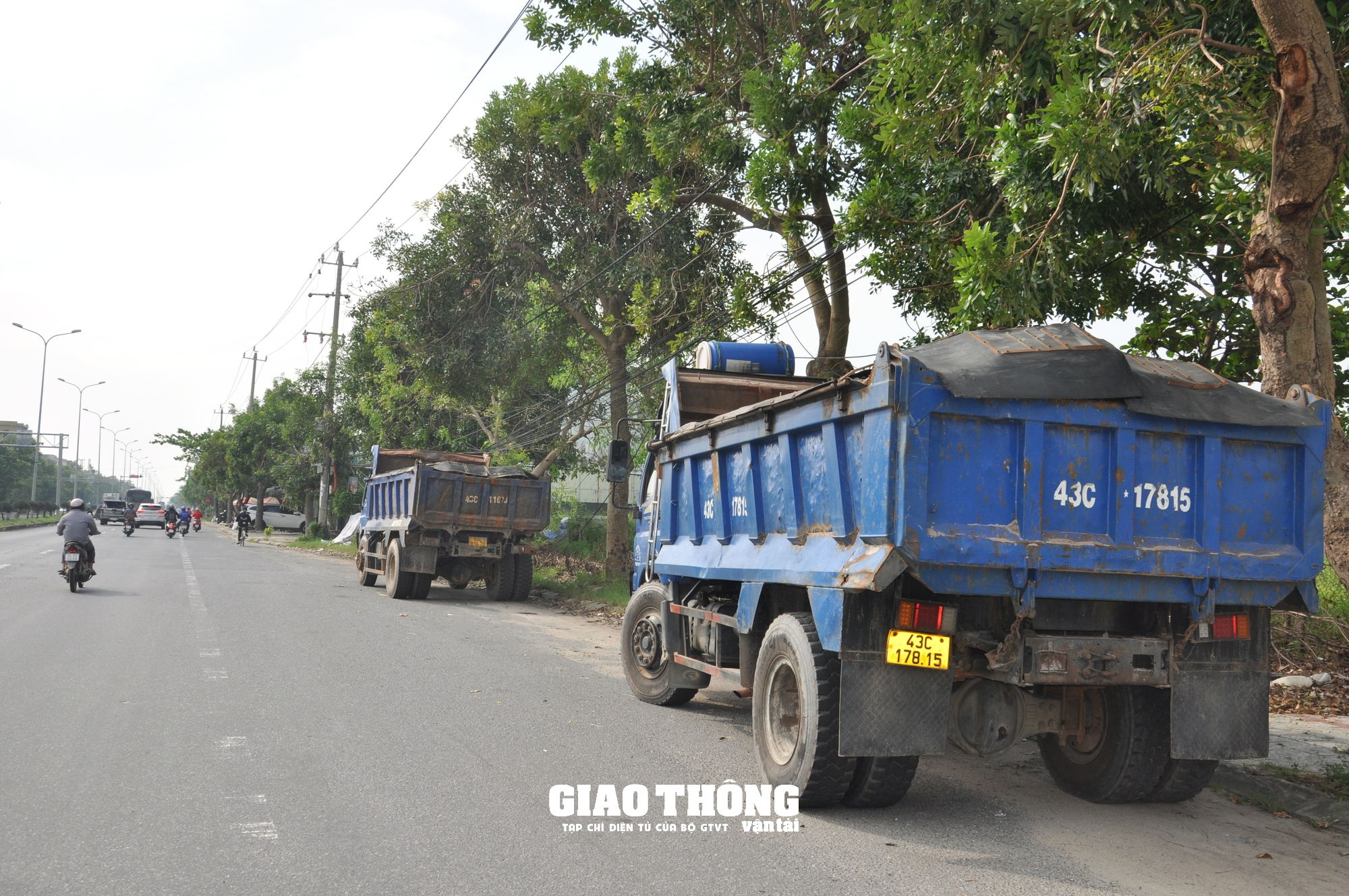 CSGT Đà Nẵng xử nghiêm, tài xế xe quá tải 46% bỏ chạy - Ảnh 7.