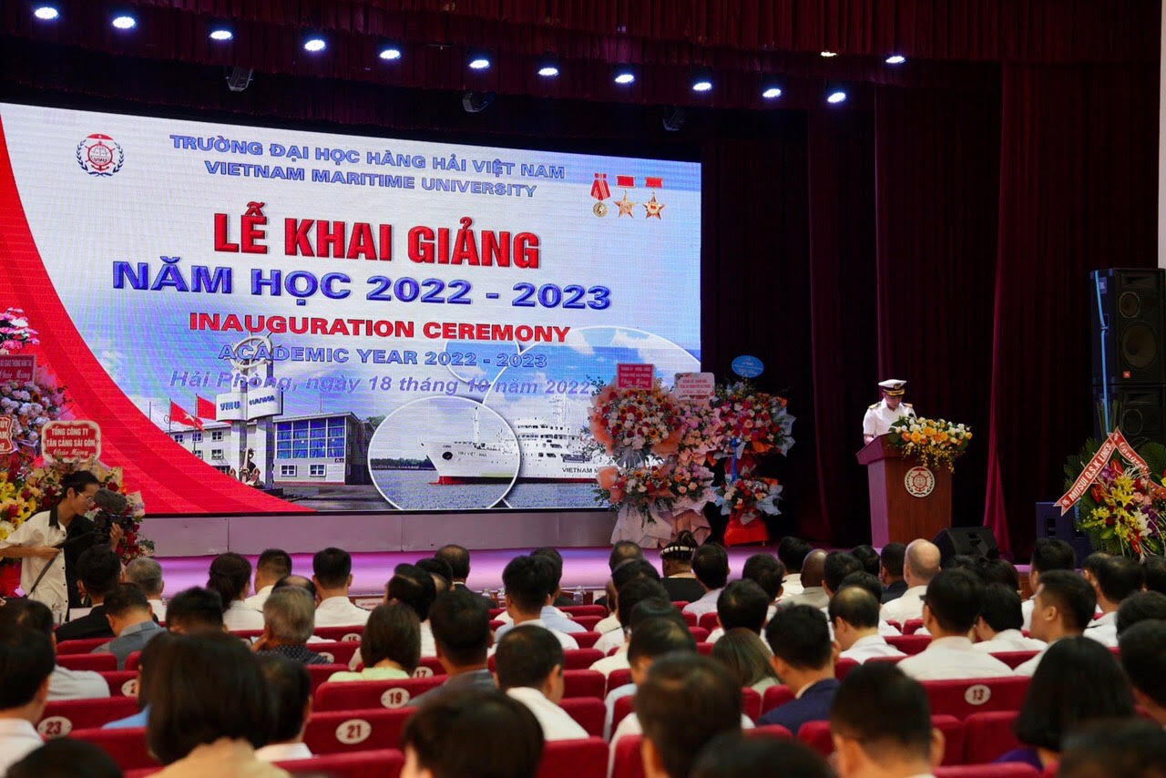 Trường Đại học Hàng hải Việt Nam khai giảng năm học mới - Ảnh 1.