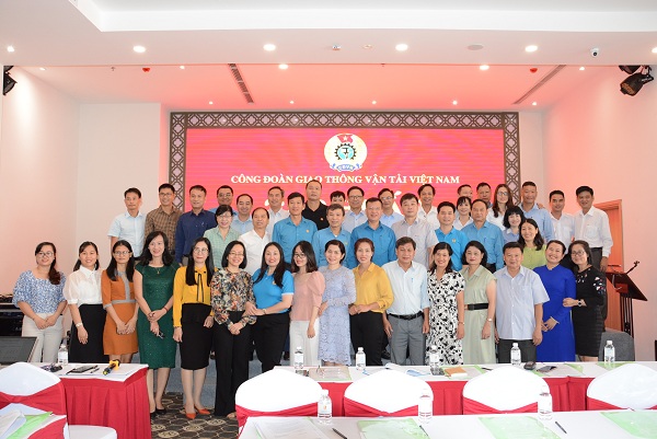 Công đoàn GTVT Việt Nam tổ chức tập huấn công tác công đoàn năm 2022 khu vực phía Nam - Ảnh 3.