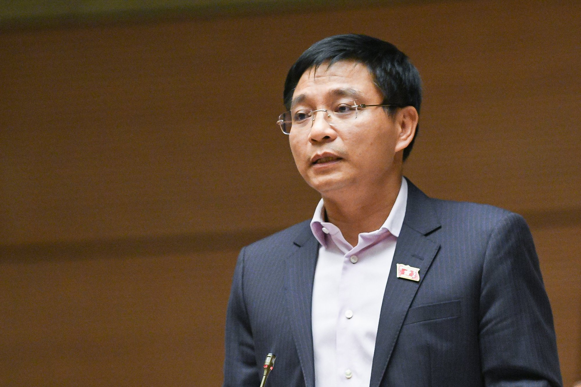 Bộ trưởng Nguyễn Văn Thắng: &quot;Đang nghiên cứu dùng cát biển đắp nền đường ở miền Tây&quot; - Ảnh 1.