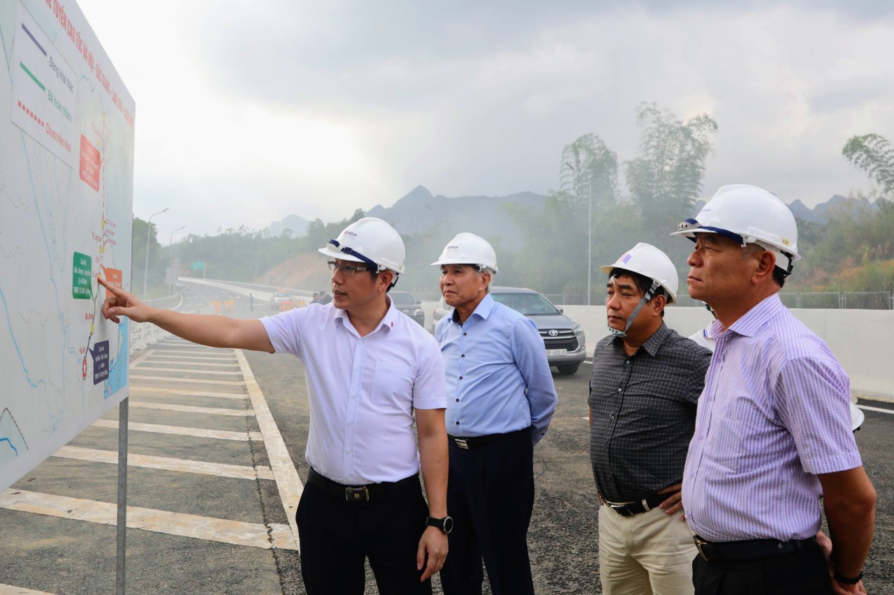 Lạng Sơn phá vỡ cam kết tại dự án cao tốc hơn 12 nghìn tỷ đồng - Ảnh 1.