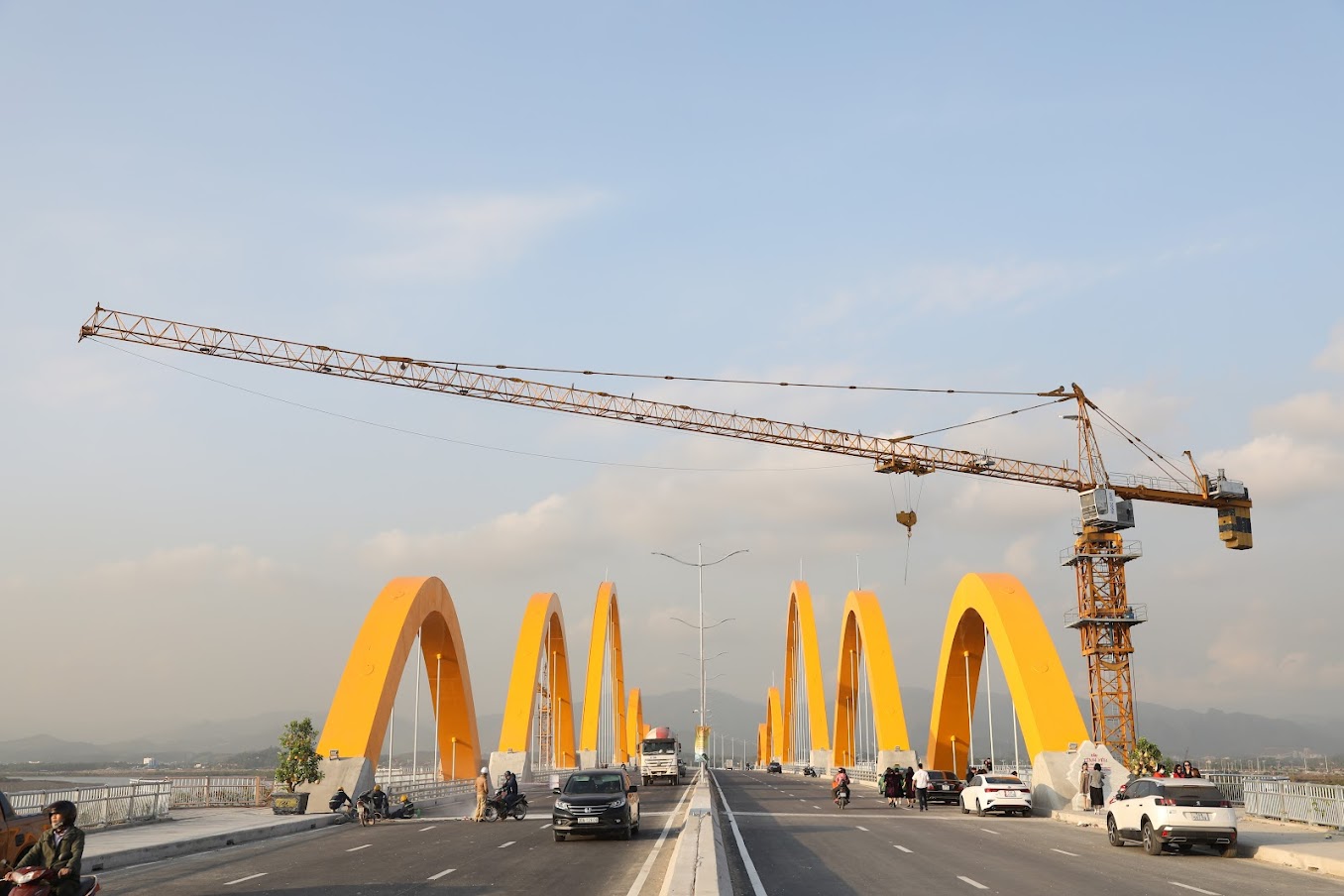 Liên danh Đèo Cả nhận hồ sơ yêu cầu gói thầu hơn 3.800 tỷ ở cao tốc Hoài Nhơn - Quảng Ngãi - Ảnh 3.