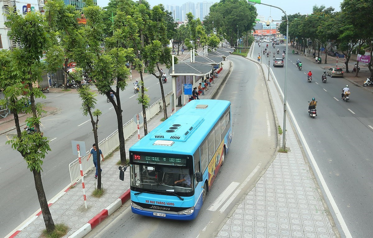 Nghiên cứu xây dựng làn đường ưu tiên cho xe buýt ứng dụng cho TP. Hà Nội - Ảnh 1.