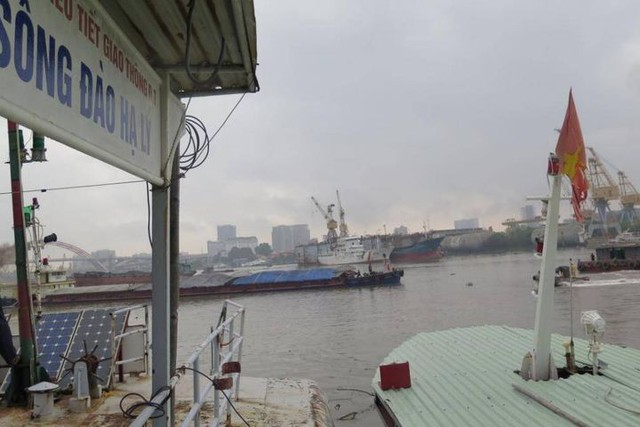 Cấm phương tiện thủy lưu thông qua sông Đào Hạ Lý để thi công - Ảnh 1.