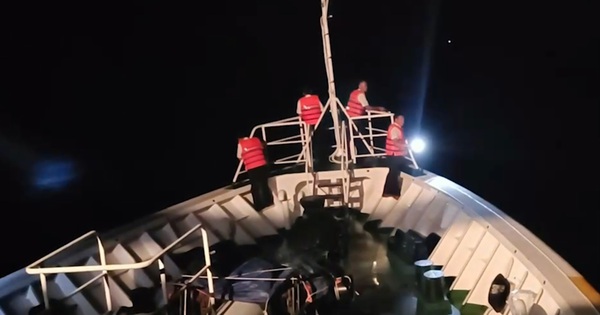 Tàu Gia Bảo 19 gặp nạn trên vùng biển tỉnh Thừa Thiên -Huế, 2 người mất tích- Ảnh 1.
