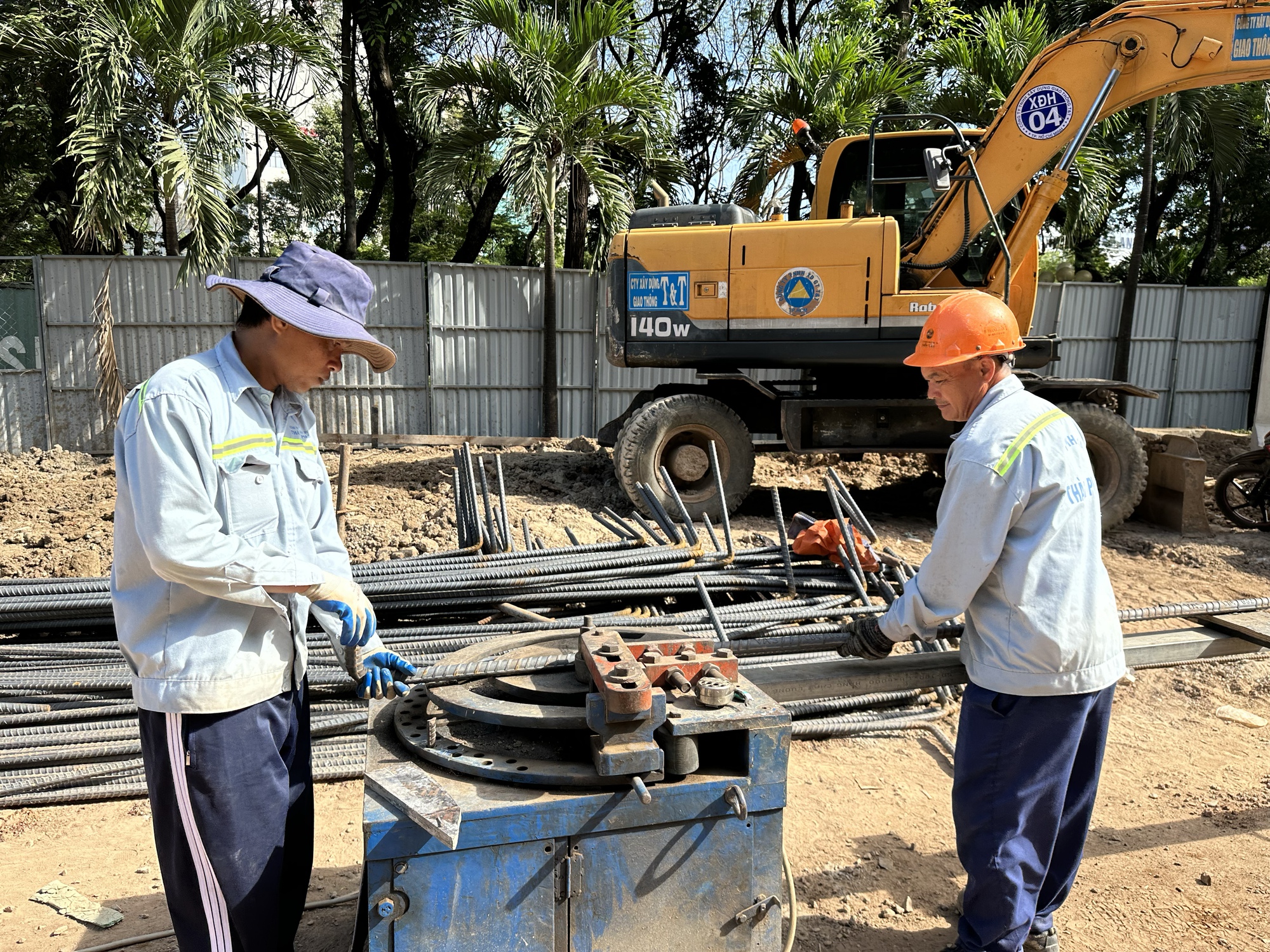 Ảnh: Hối hả thi công dự án hầm chui gần 5.000 tỷ đồng kết nối sân bay Tân Sơn Nhất- Ảnh 9.