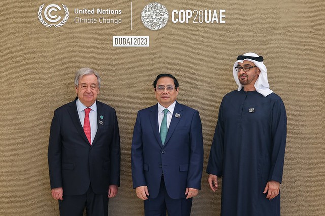 Những dấu ấn trong chuyến công tác của Thủ tướng Phạm Minh Chính tại COP28, UAE và Thổ Nhĩ Kỳ- Ảnh 1.