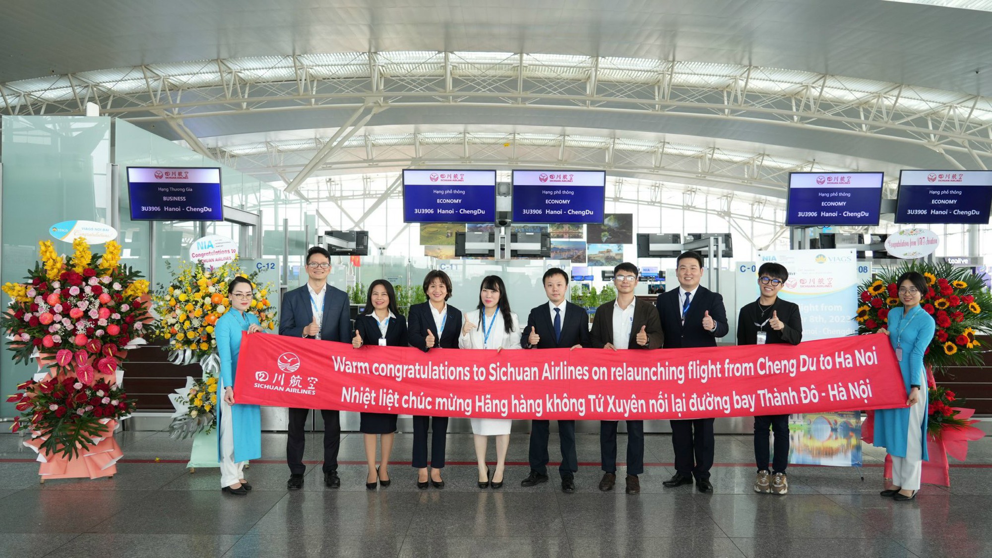 Cận cảnh thêm 1 hãng hàng không từ Trung Quốc mở đường bay tới Hà Nội- Ảnh 4.