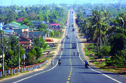 Gần 4.000 tỷ đầu tư hai đoạn tuyến giúp nối thông đường Hồ Chí Minh   - Ảnh 1.