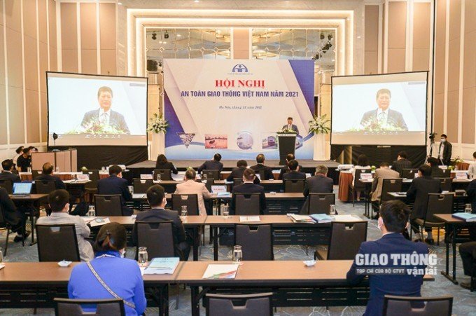 Tổ chức hội nghị nghiên thực tiễn trong lĩnh vực ATGT và ứng dụng thực tế tại Việt Nam - Ảnh 1.