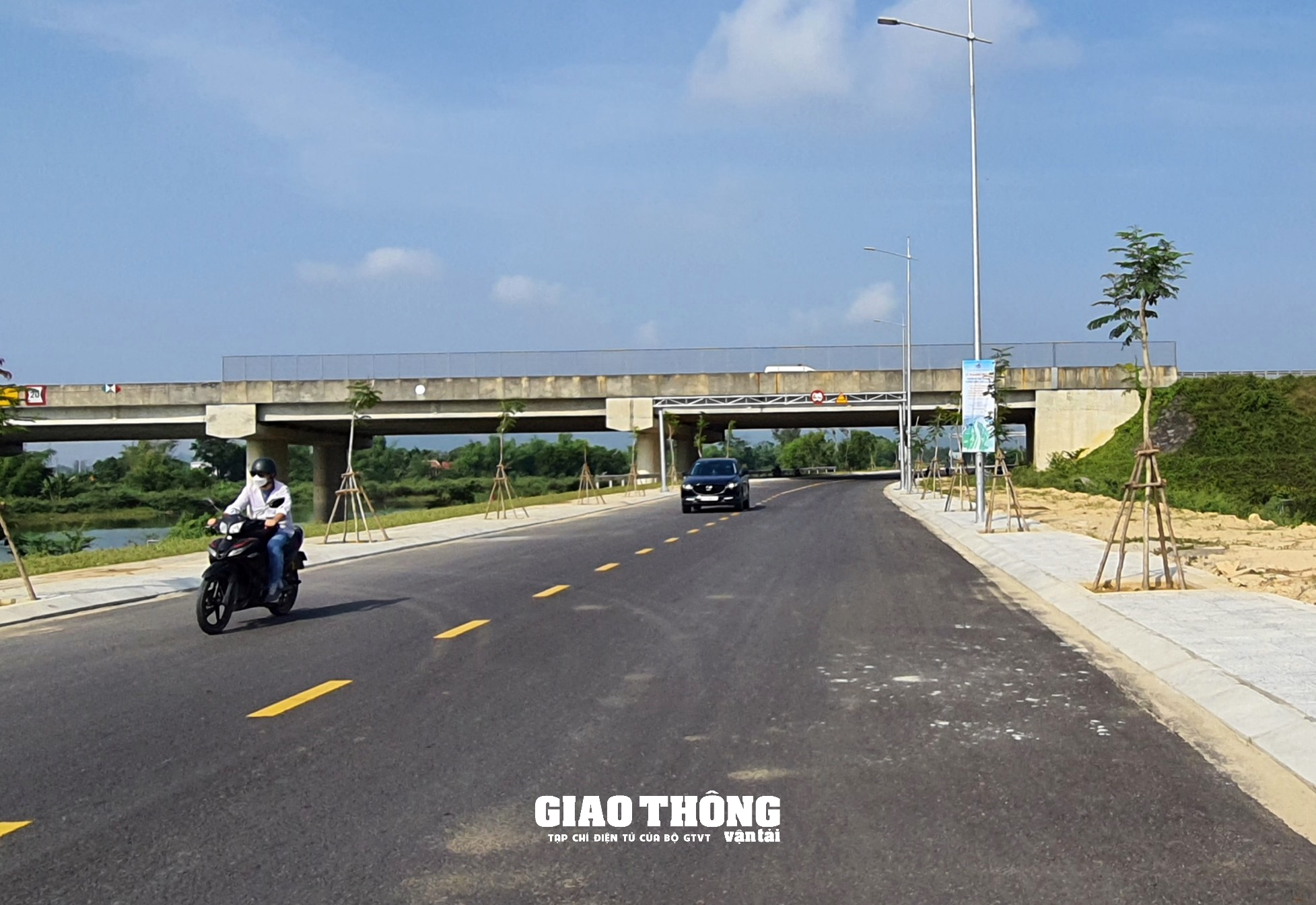 Đà Nẵng khánh thành đường ven sông gần 750 tỷ đồng - Ảnh 3.