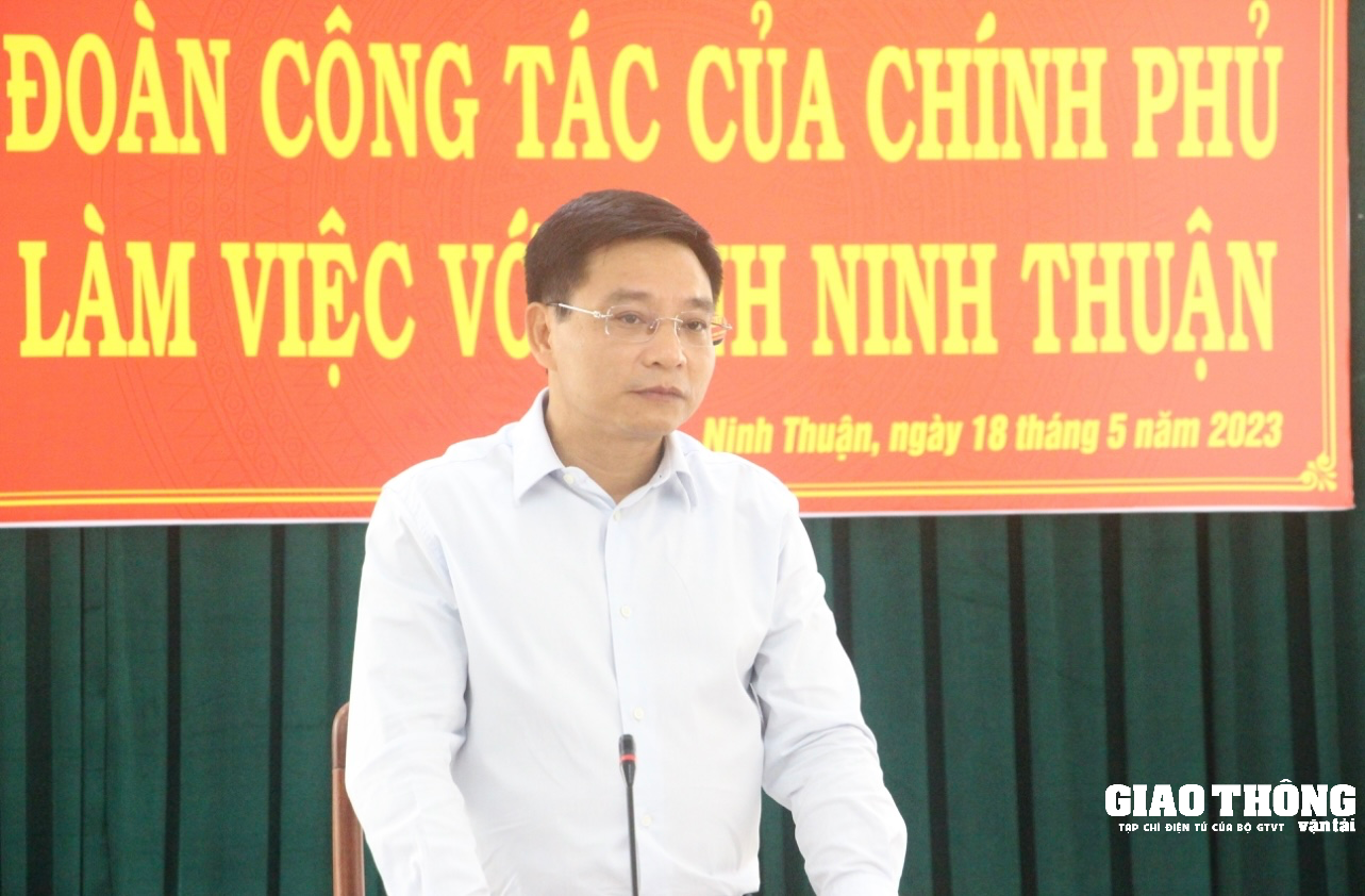 Ninh Thuận kiến nghị sớm quy hoạch sân bay Thành Sơn và khu bến Cảng Cà Ná - Ảnh 1.
