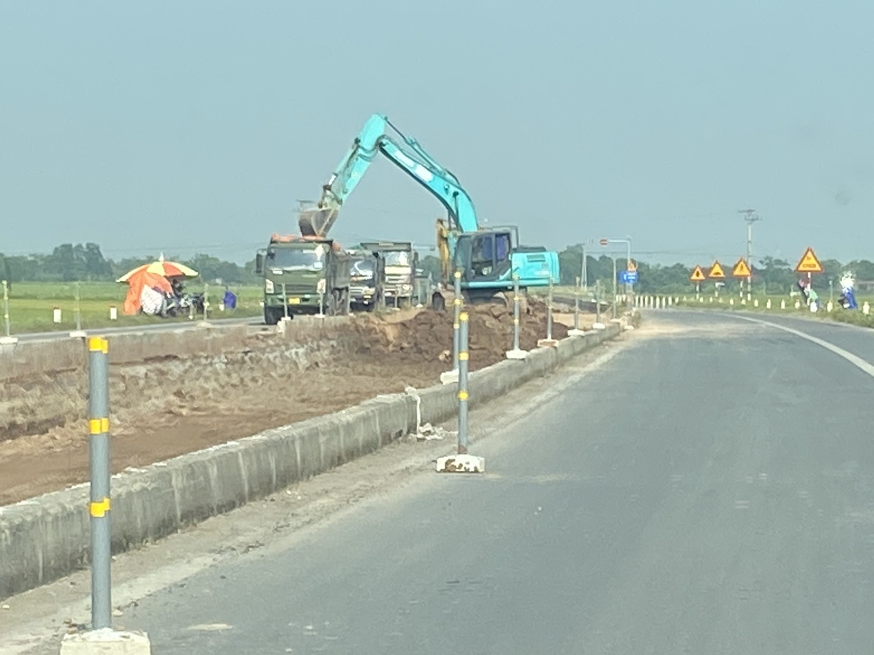 Buông lỏng quản lý, giám sát Dự án đường trục tỉnh Nam Định nối với cao tốc Cầu Giẽ - Ninh Bình - Ảnh 1.