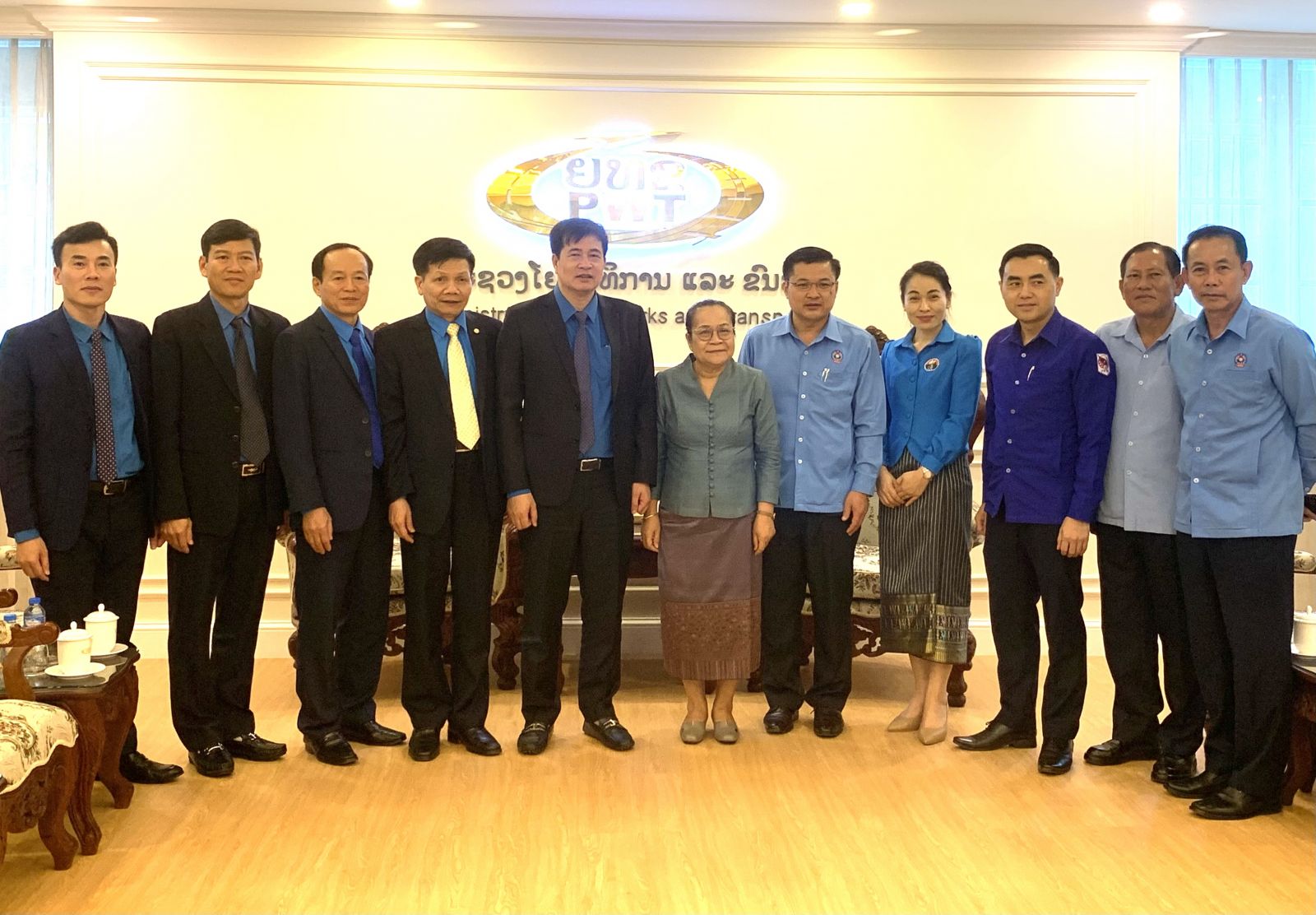 Công đoàn GTVT Việt Nam tăng cường hợp tác với Liên hiệp Công đoàn Bộ Công chính và vận tải Lào - Ảnh 7.