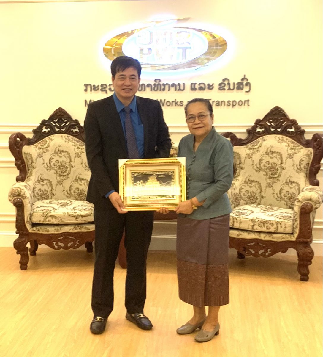 Công đoàn GTVT Việt Nam tăng cường hợp tác với Liên hiệp Công đoàn Bộ Công chính và vận tải Lào - Ảnh 6.