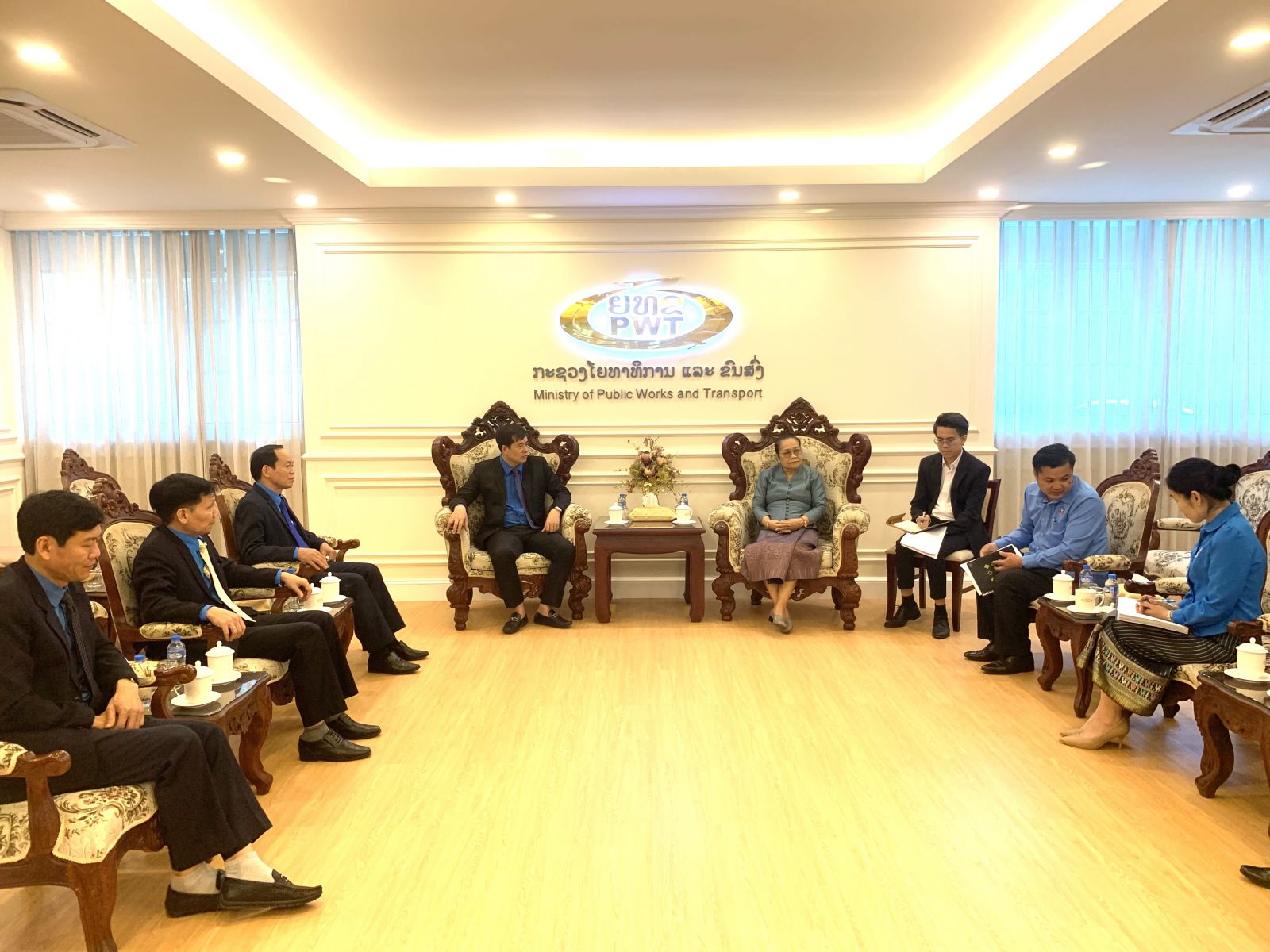 Công đoàn GTVT Việt Nam tăng cường hợp tác với Liên hiệp Công đoàn Bộ Công chính và vận tải Lào - Ảnh 5.