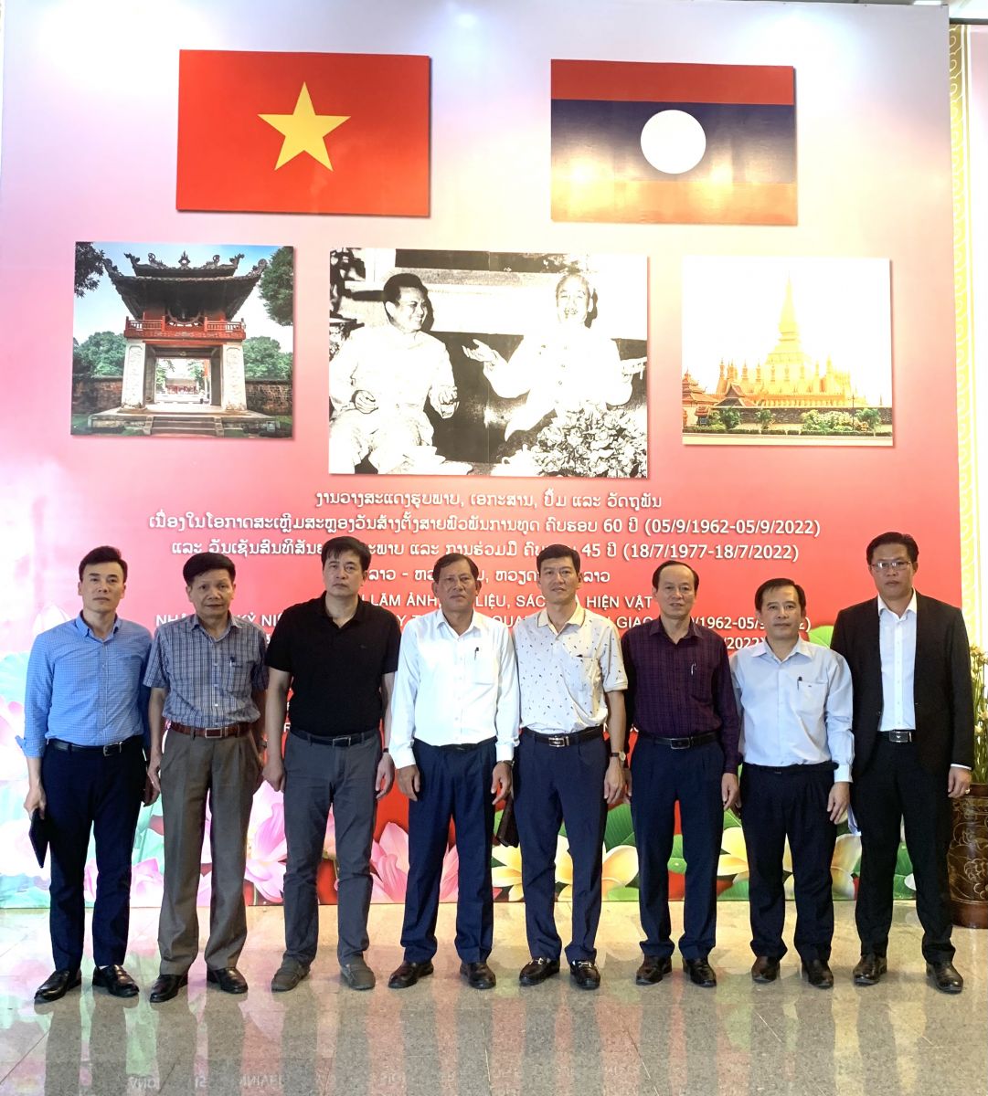 Công đoàn GTVT Việt Nam tăng cường hợp tác với Liên hiệp Công đoàn Bộ Công chính và vận tải Lào - Ảnh 10.