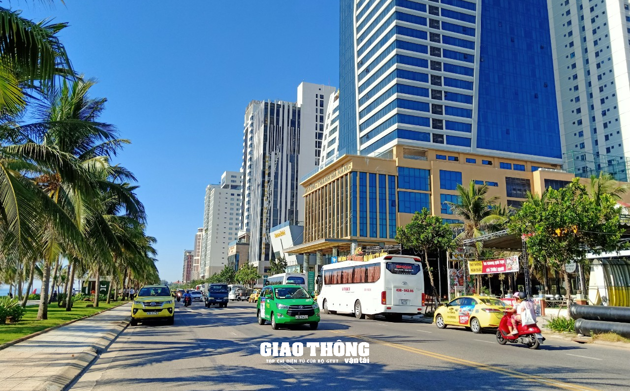 Đà Nẵng kiến nghị làm rõ hợp đồng kinh doanh vận tải của Grab - Ảnh 2.
