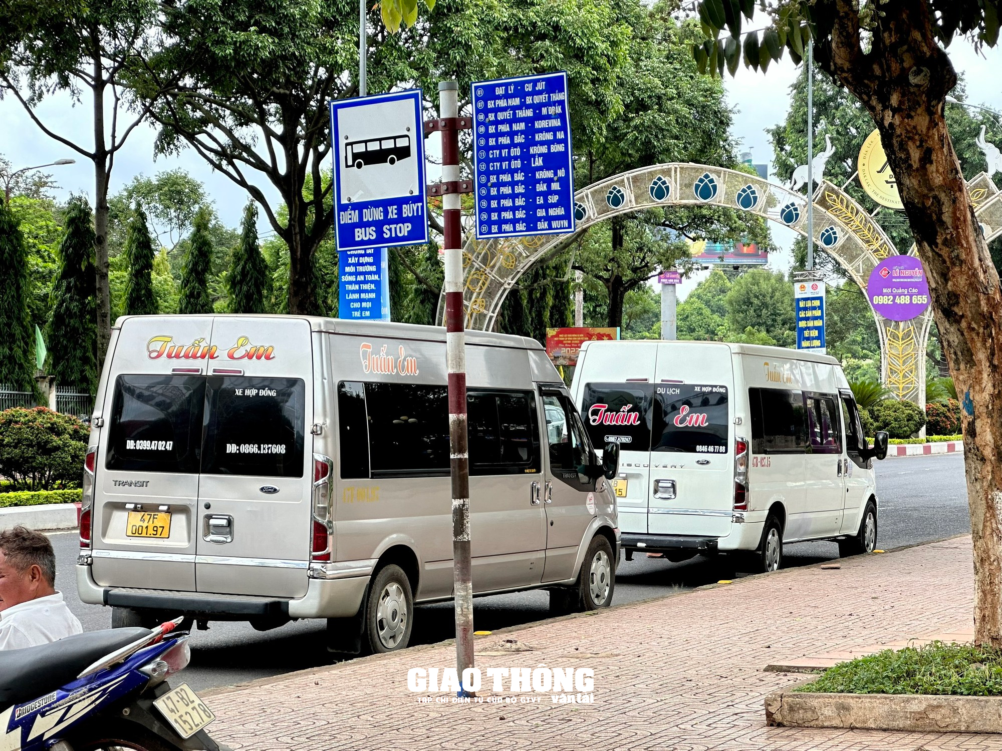 Loạn xe hợp đồng trá hình, xe dù bến cóc ở Đắk Lắk - Ảnh 3.