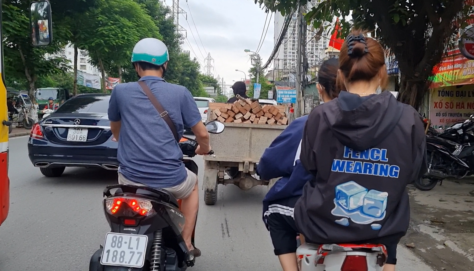 Chùm ảnh: Xe tự chế hoành hành trên đường phố Hà Nội - Ảnh 3.