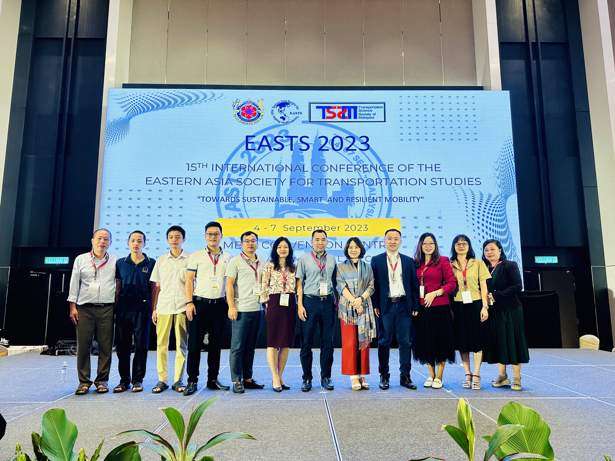 Khai mạc Hội nghị nghiên cứu giao thông Đông Á (EASTS 2023) lần thứ 15 - Ảnh 2.