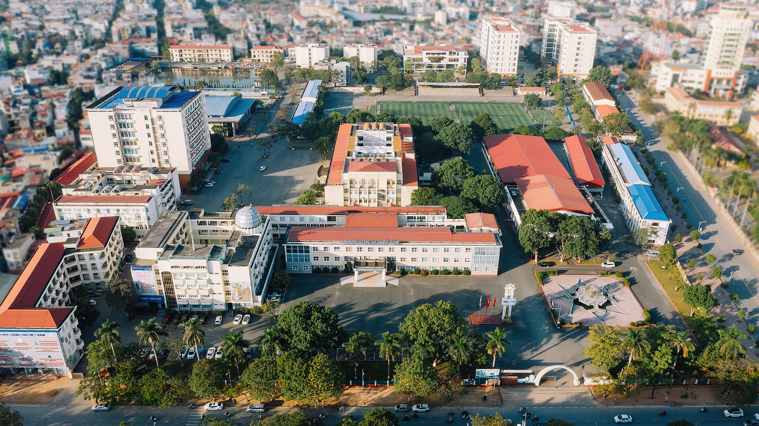 Trường Đại học Hàng hải Việt Nam: Thành tựu năm 2023 - Bước đà cho mục tiêu trở thành trường trọng điểm quốc gia- Ảnh 1.