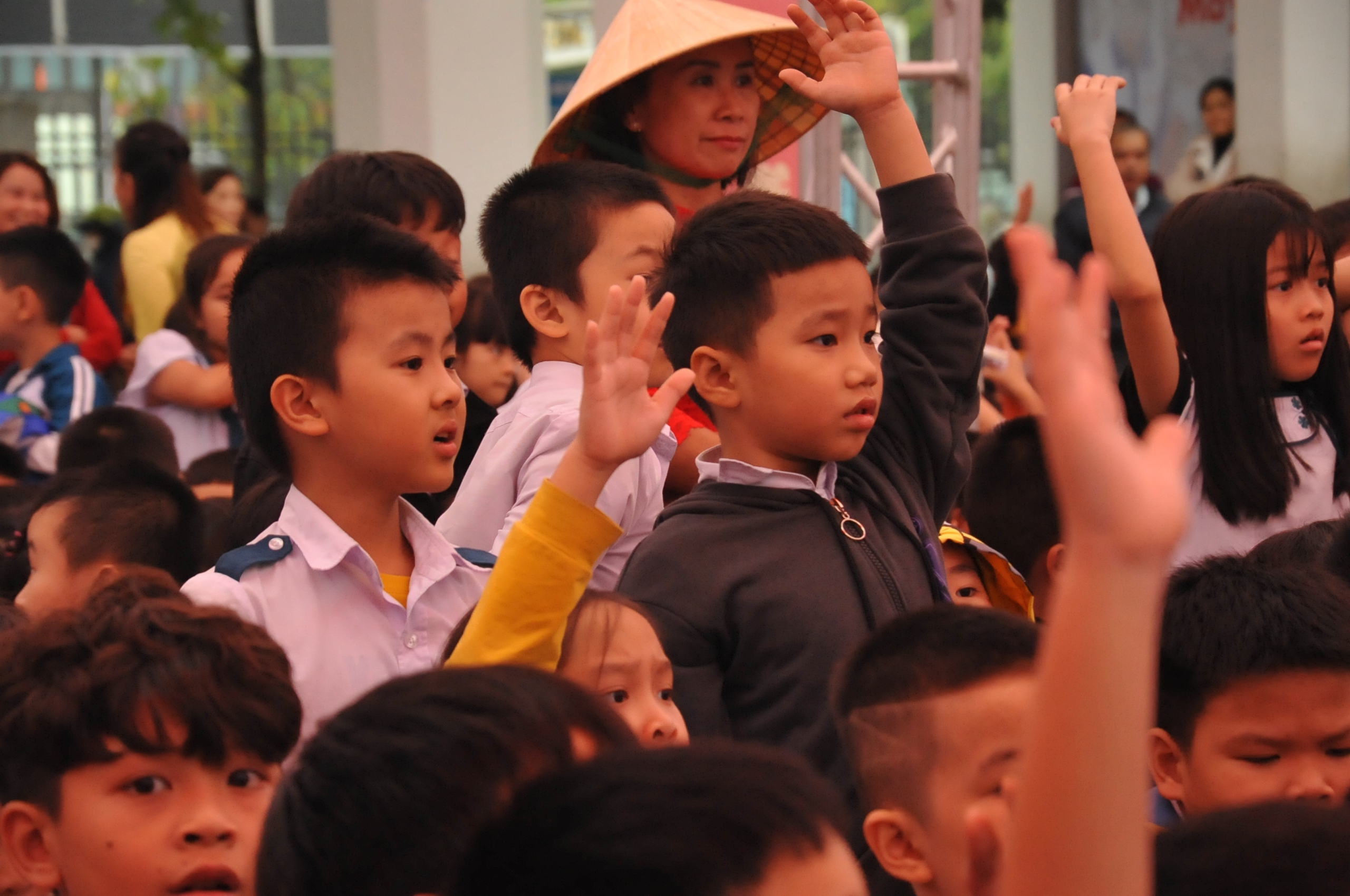Trao tặng 2 triệu mũ bảo hiểm cho học sinh lớp 1 ở Quảng Nam- Ảnh 11.