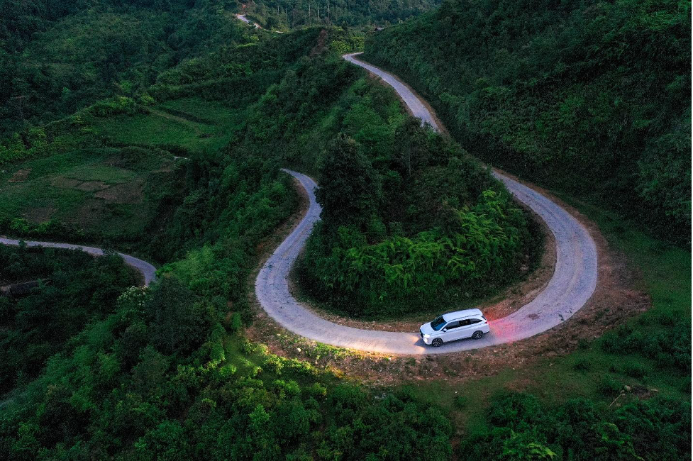 Nghịch lý: Càng chê, Veloz Cross càng bán chạy, lý do vì đâu? - Ảnh 4.