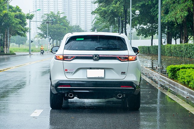 Giá xe Honda HR-V lăn bánh tháng 3/2025: Ưu đãi sâu đấu Toyota Corolla Cross- Ảnh 4.