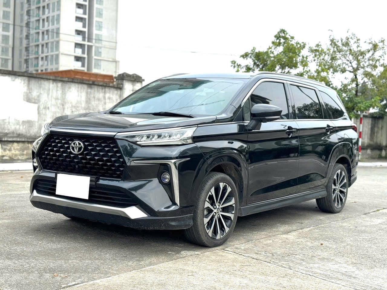 Phân khúc MPV 7 chỗ năm 2024: Mitsubishi Xpander về đích sớm, các đối thủ ở đâu?- Ảnh 2.