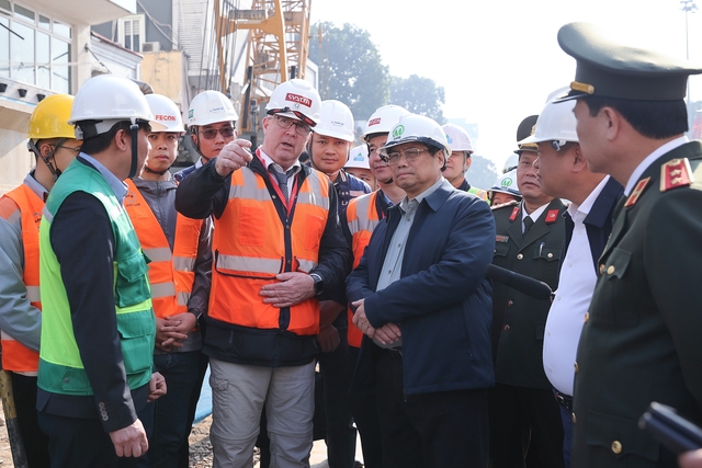 Thủ tướng kiểm tra, thúc tiến độ Dự án đường sắt đô thị Nhổn - ga Hà Nội- Ảnh 1.