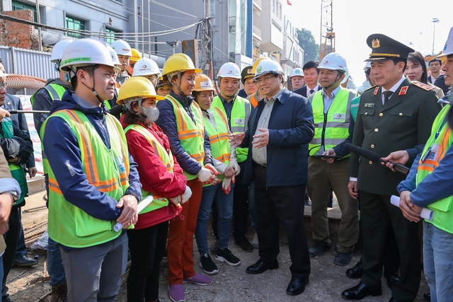 Thủ tướng kiểm tra, thúc tiến độ Dự án đường sắt đô thị Nhổn - ga Hà Nội- Ảnh 2.