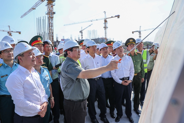 Thủ tướng kiểm tra, thúc tiến độ Dự án đường sắt đô thị Nhổn - ga Hà Nội- Ảnh 4.