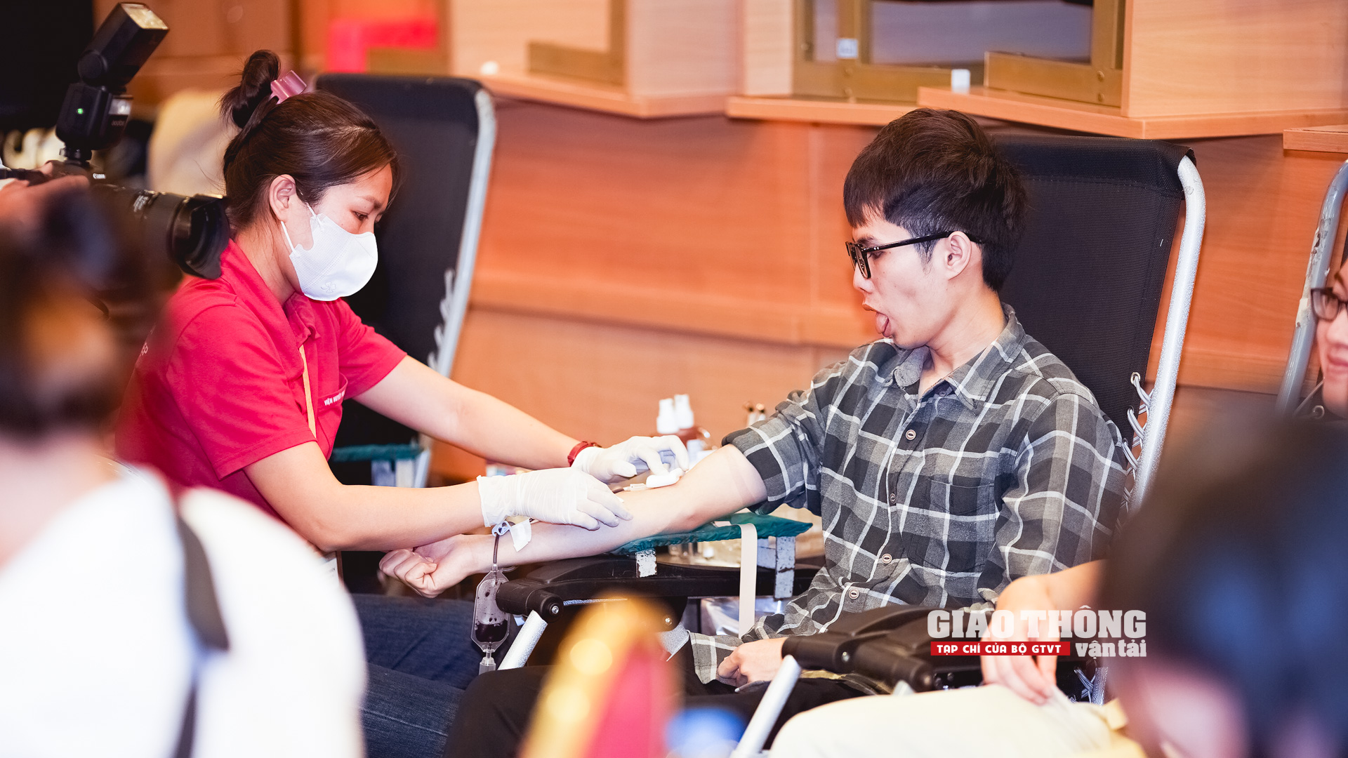 Thanh niên Bộ GTVT tổ chức ngày hội hiến máu tình nguyện- Ảnh 18.