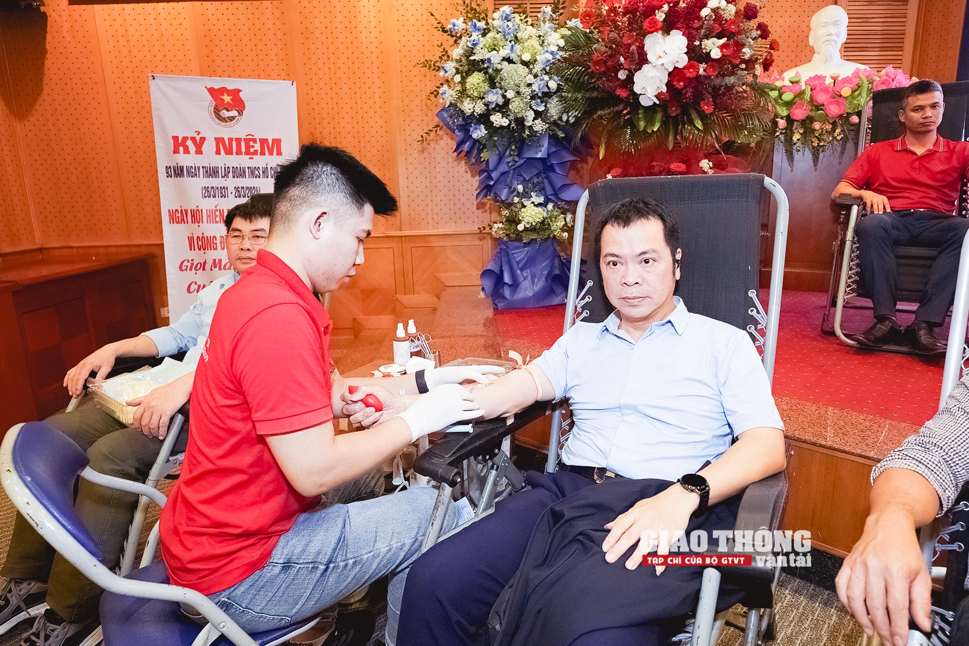 Thanh niên Bộ GTVT tổ chức ngày hội hiến máu tình nguyện- Ảnh 5.