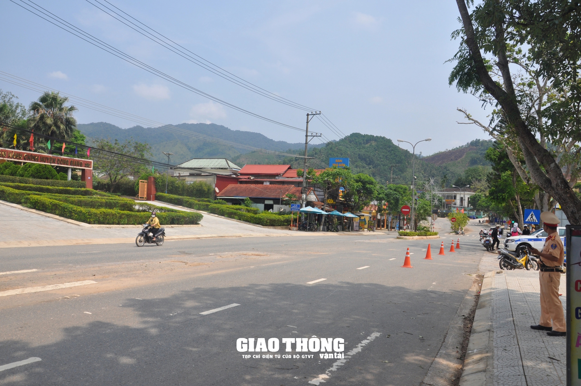 CSGT Quảng Nam xử lý xe ben chở đất gây mất ATGT trên đường Hồ Chí Minh, QL14- Ảnh 5.