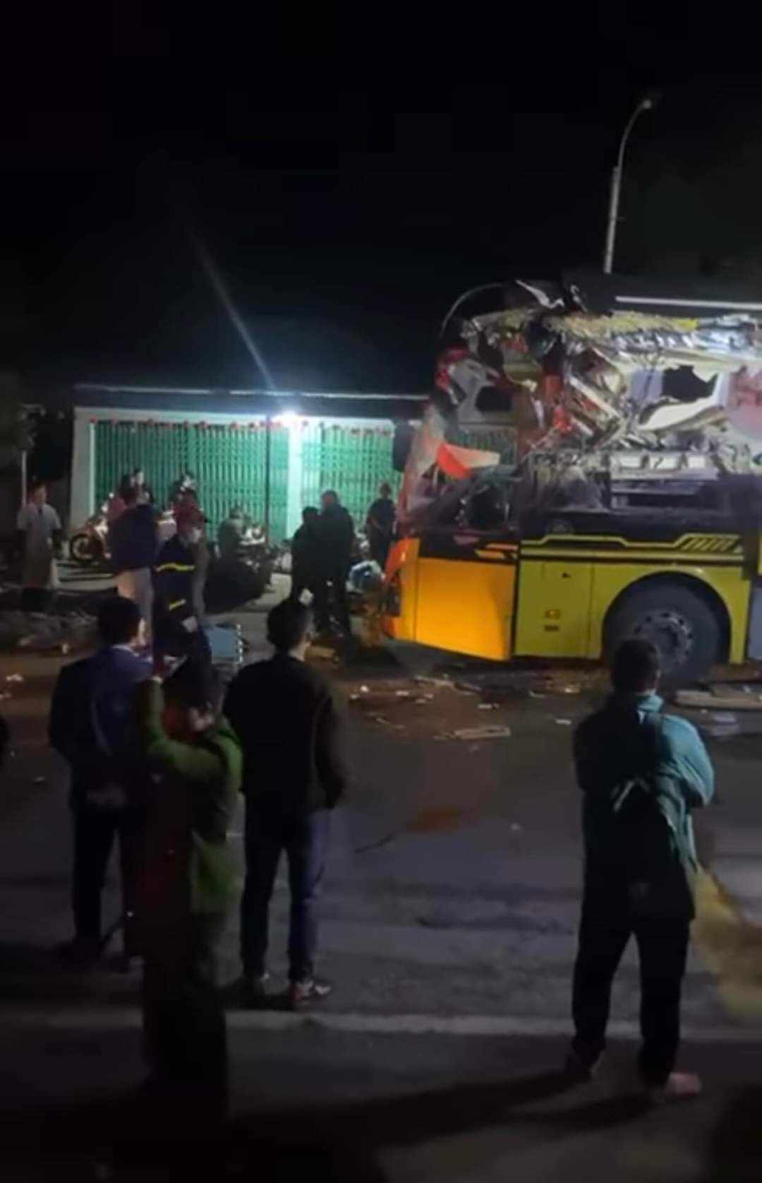 Lộ nguyên nhân 10 người thương vong trong vụ TNGT xe khách và container tại Tuyên Quang- Ảnh 3.