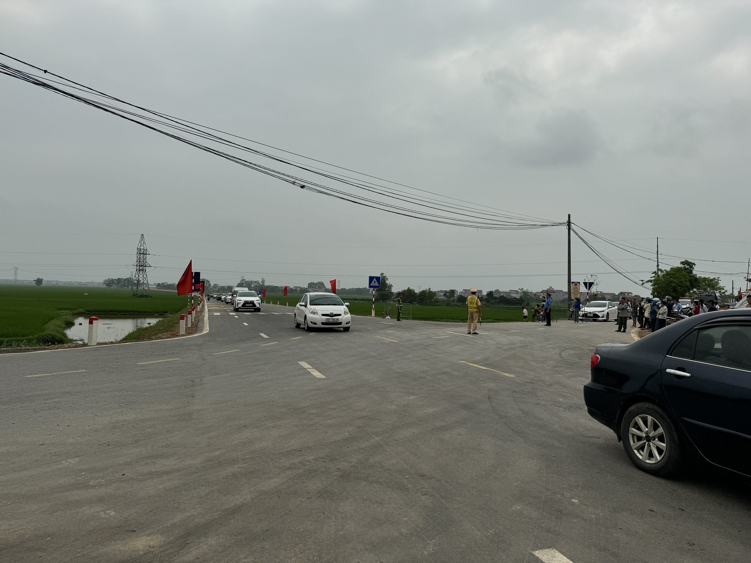 Đưa vào khai thác tuyến đường gần 200 tỷ đồng nối Hà Nội - Bắc Giang- Ảnh 8.