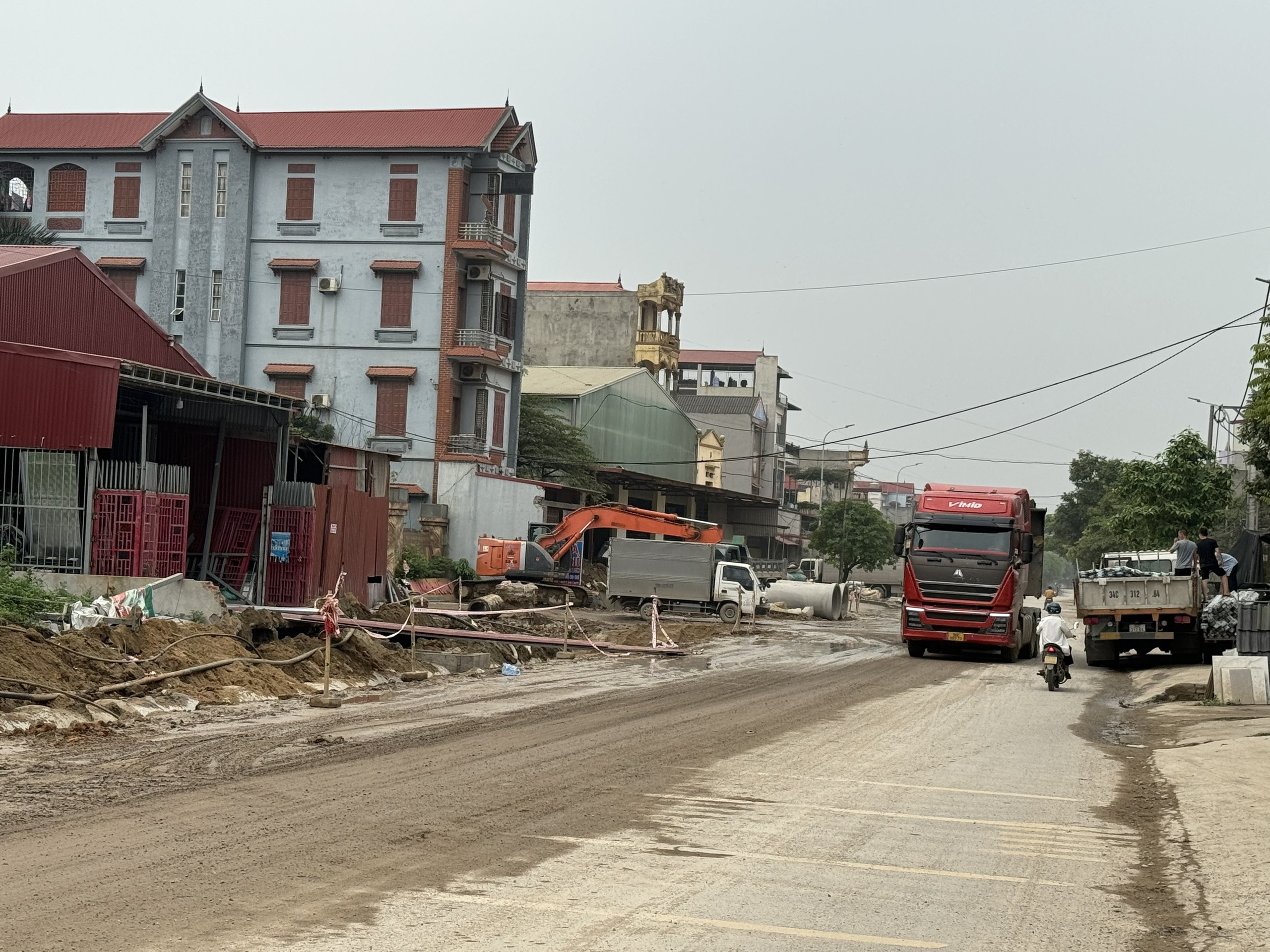 Bắc Ninh: Dự án cải tạo Tỉnh lộ 295 địa bàn huyện Yên Phong, vẫn là cách thi công thiếu an toàn- Ảnh 4.