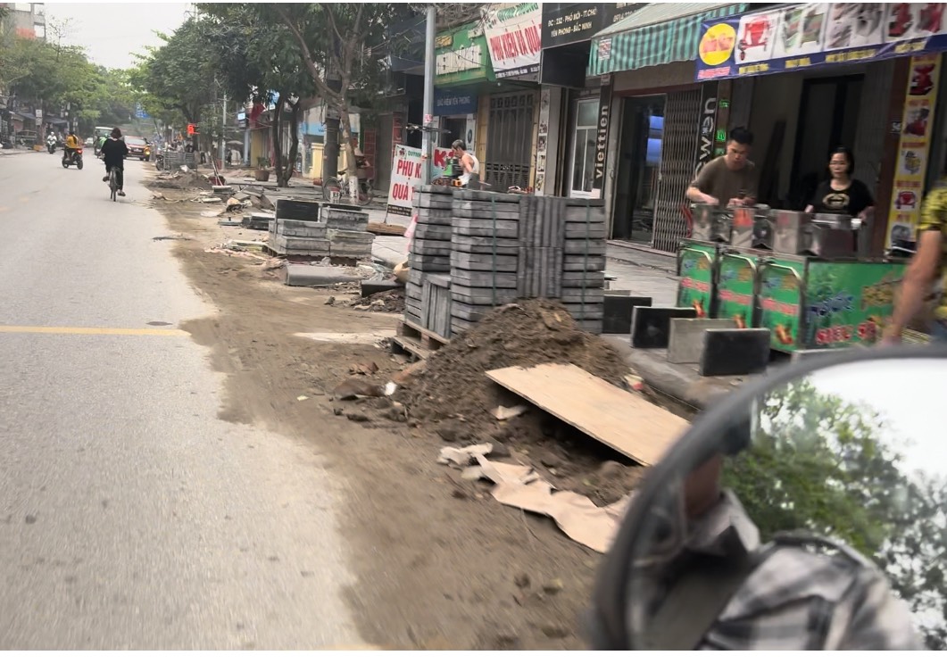 Bắc Ninh: Dự án cải tạo Tỉnh lộ 295 địa bàn huyện Yên Phong, vẫn là cách thi công thiếu an toàn- Ảnh 2.