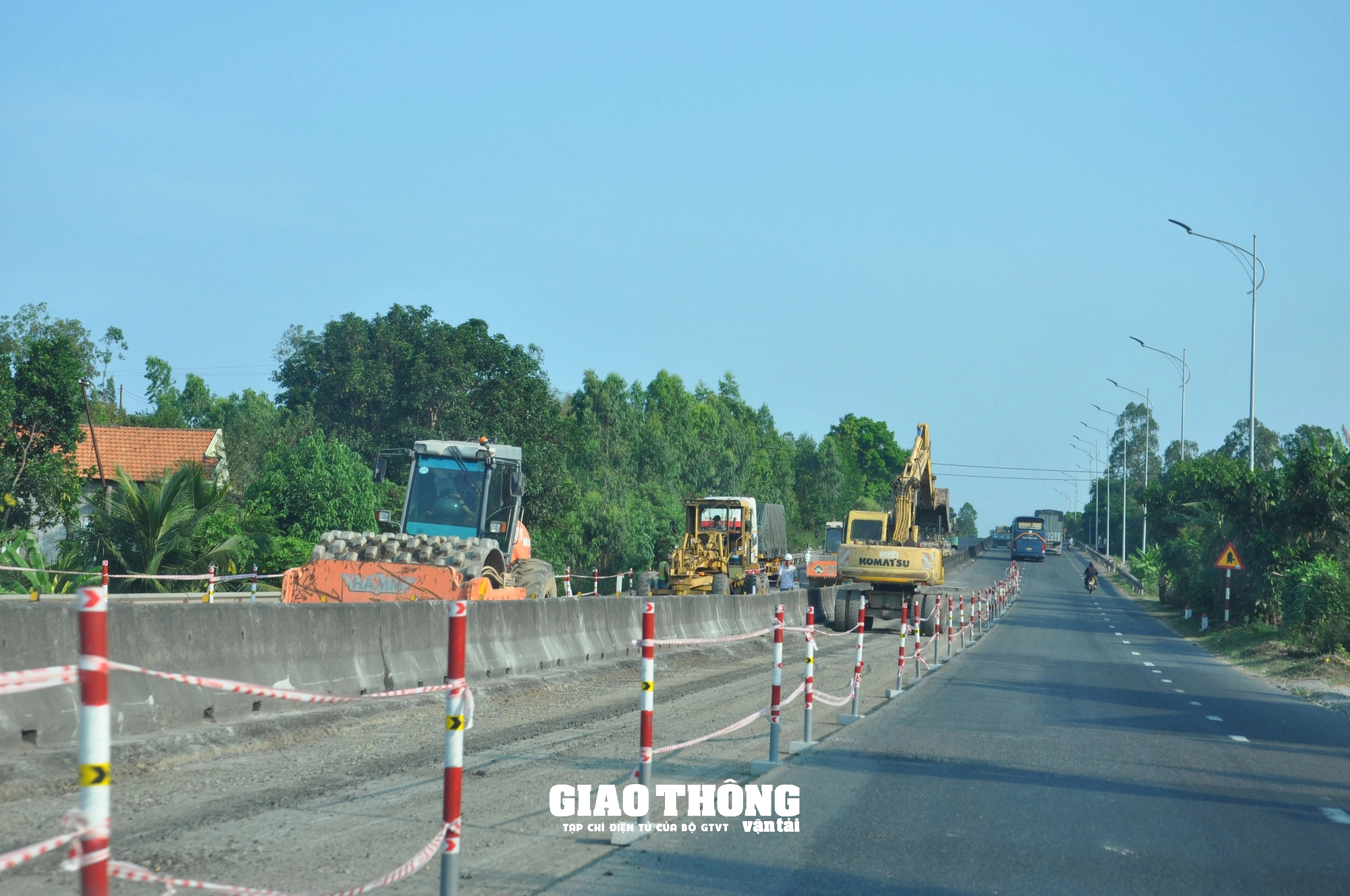 Cử tri, nhân dân tỉnh Phú Yên vui mừng khi các tuyến quốc lộ ngày càng an toàn, chất lượng- Ảnh 9.