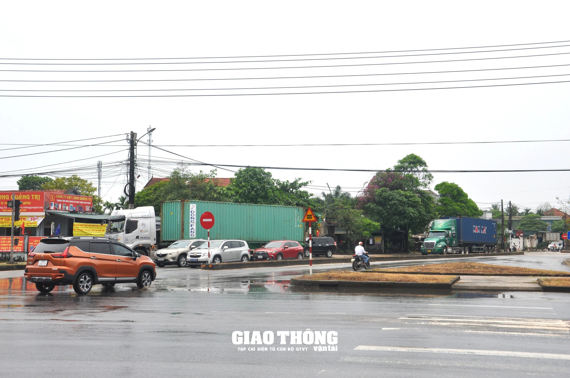 Nhìn lại 1 tháng phân luồng cao tốc Cam Lộ- La Sơn- Bài 2: Không có chuyện QL1 qua Quảng Trị tăng TNGT- Ảnh 4.