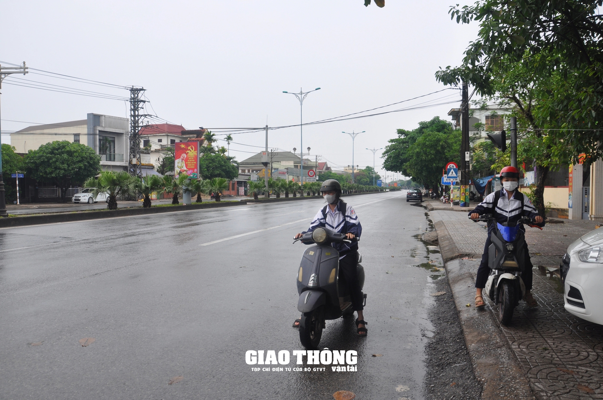 Nhìn lại 1 tháng phân luồng cao tốc Cam Lộ- La Sơn- Bài 2: Không có chuyện QL1 qua Quảng Trị tăng TNGT- Ảnh 10.