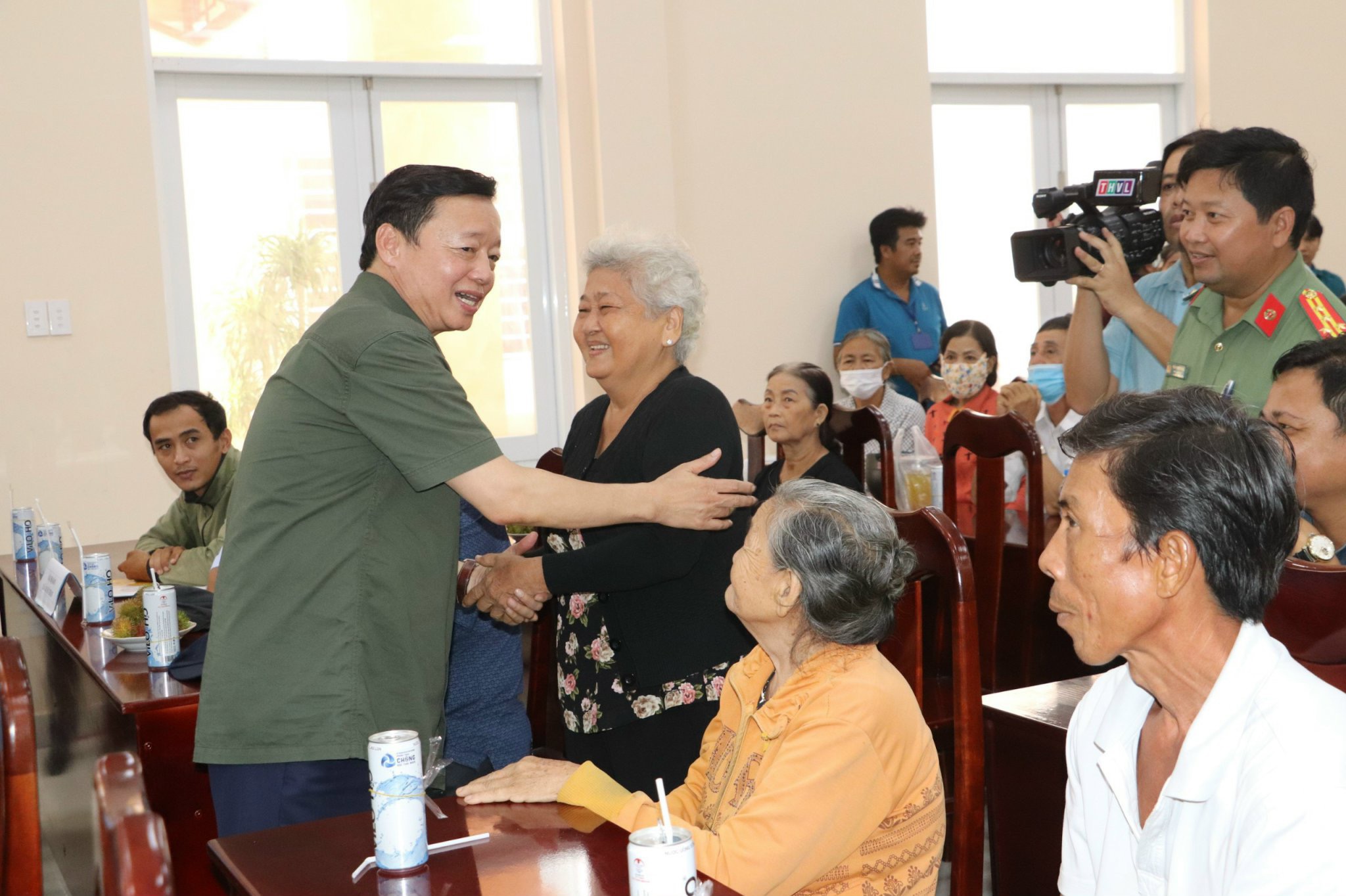 Phó Thủ tướng Trần Hồng Hà: Mong người dân Vĩnh Long ủng hộ việc khai thác cát phục vụ cao tốc Bắc - Nam- Ảnh 2.