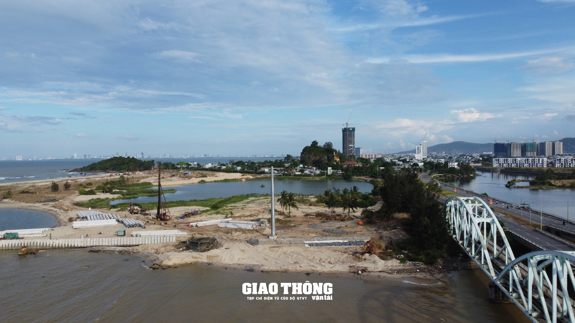 Video cận cảnh công trình dự án du lịch ở Đà Nẵng xâm phạm, uy hiếp an toàn chạy tàu cầu đường sắt Nam Ô- Ảnh 12.