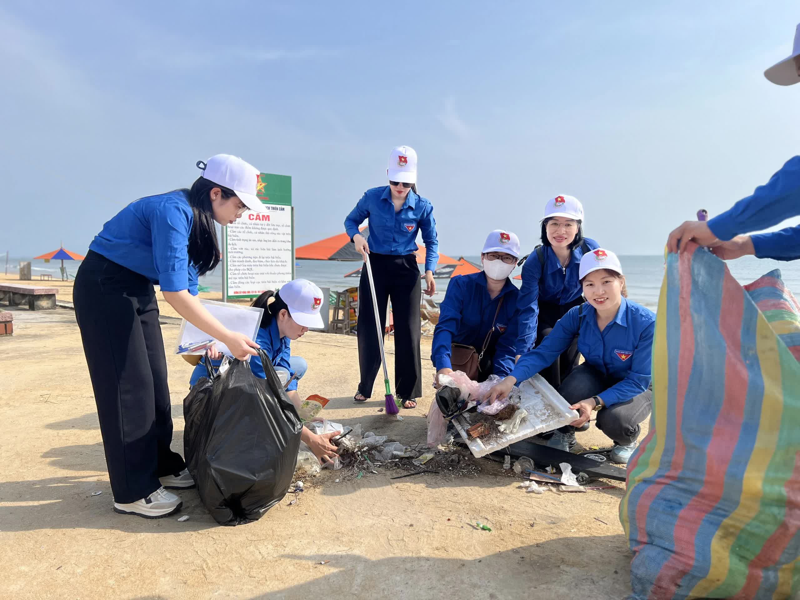 Thanh niên Bộ GTVT hành động vì đại dương không rác nhựa- Ảnh 4.