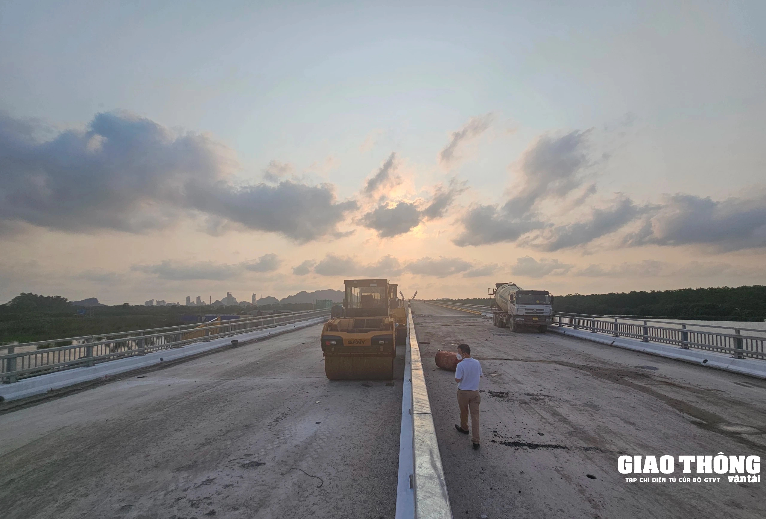 Cầu Bến Rừng gần 2.000 tỷ đồng nối Hải Phòng - Quảng Ninh chuẩn bị hoàn thành- Ảnh 3.